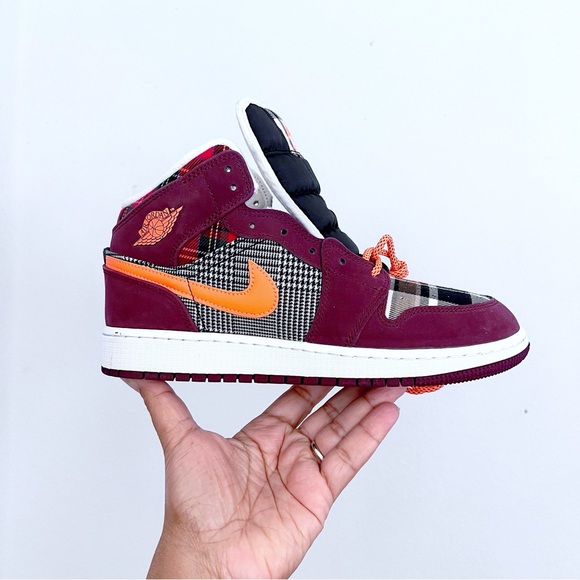 Nike Air Jordan AJ 1 Mid Special Edition Maroon Orange Plaid - Picture 1 of 8